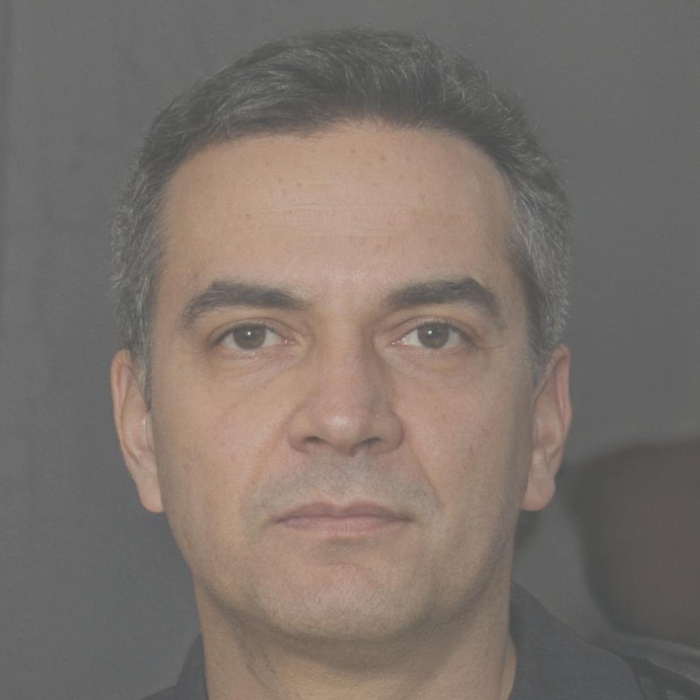 Porträt von Severin Hollstein, Geschäftsführer bei Finanzberatung